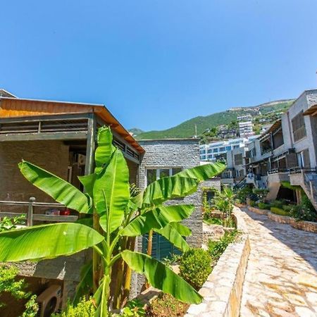 Vila Rina At Aquamarine Residence Vlorë Exterior foto